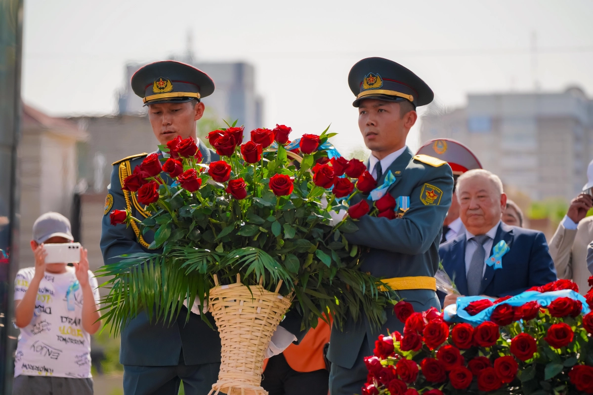 Ветеранам Великой Отечественной войны в Шымкенте вручили ключи от квартир - фото 5