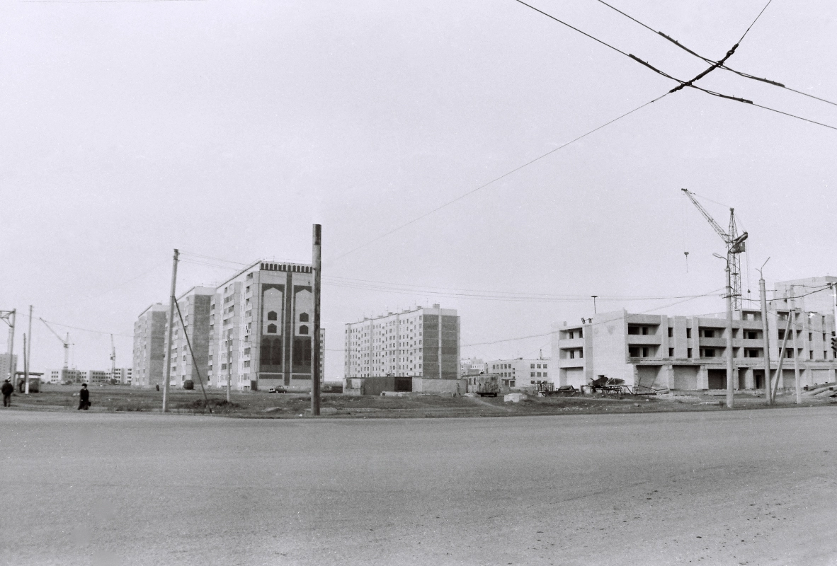 Виды города Актобе в 1993-е годы - фото 2