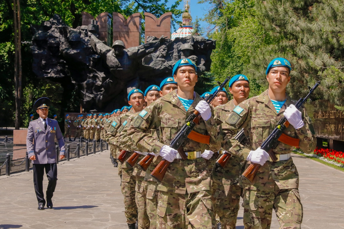 Военнослужащие президентского полка «Батыр» приняли присягу - фото 5