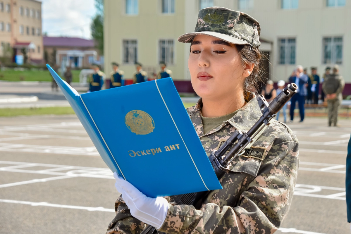 Первые военные журналисты приняли присягу в Астане - фото 3