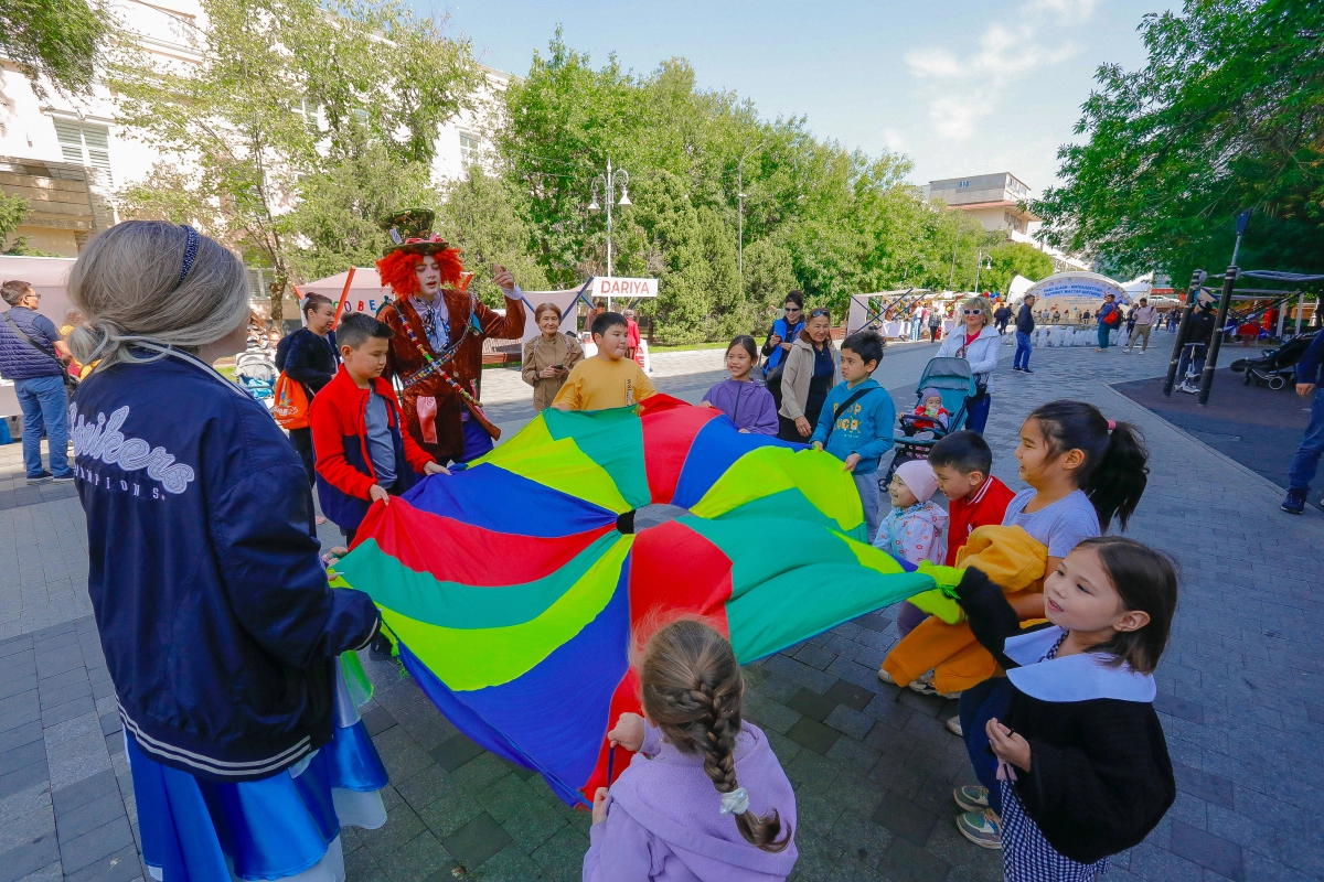 В честь Дня города Алматы прошел ежегодный фестиваль «Кiтап fest» - фото 16