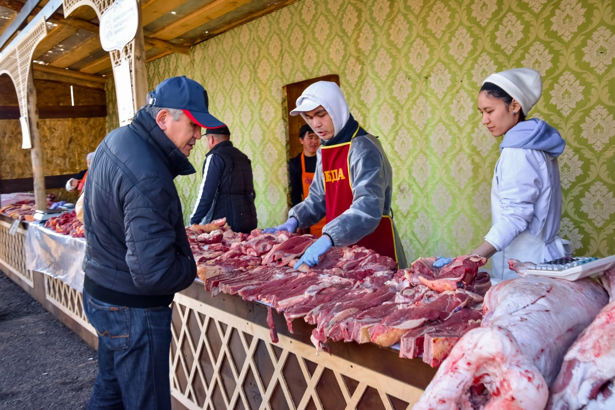 400 тонн сельхозпродукции привезли на ярмарку в Астану - фото 5