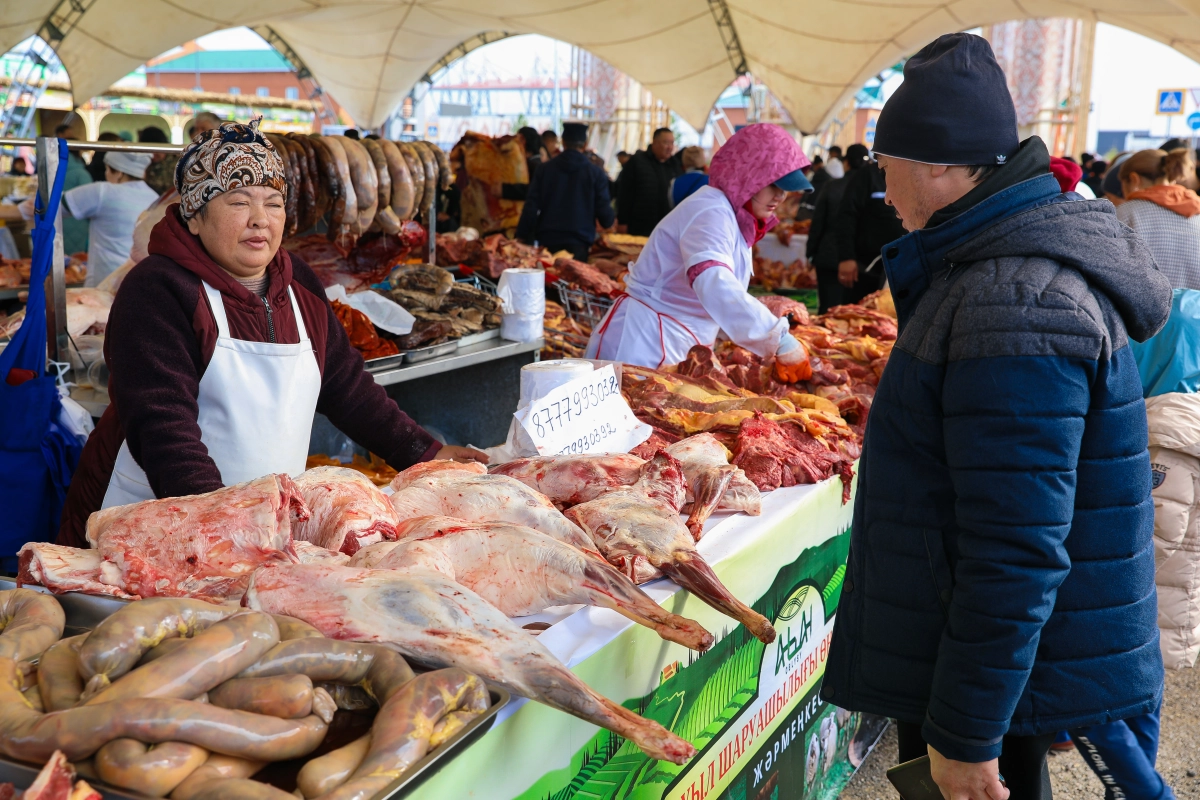 В Астане проходит сельскохозяйственная ярмарка Абайской и Кызылординской областей - фото 6