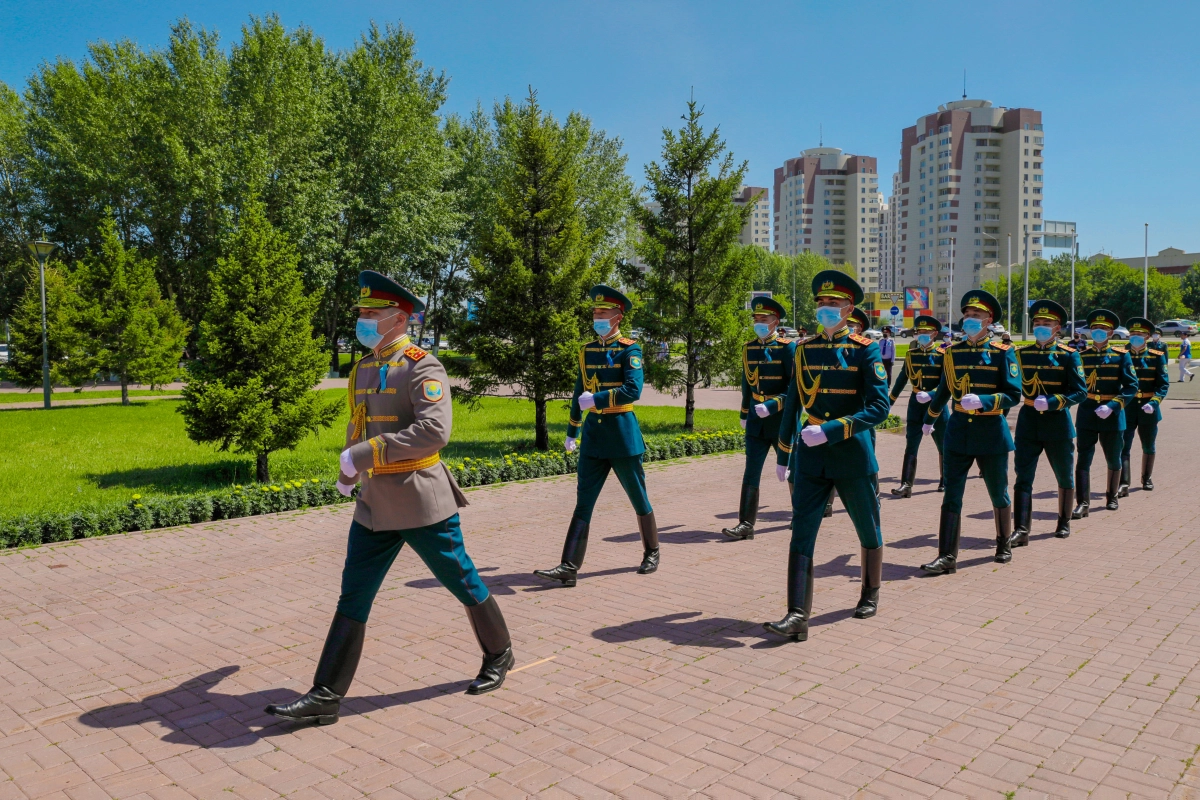 В Казахстане траур по погибшим от коронавируса - фото 11