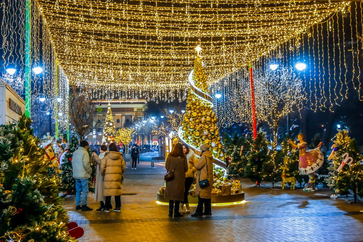 Сказочная атмосфера в Алматы - фото 21