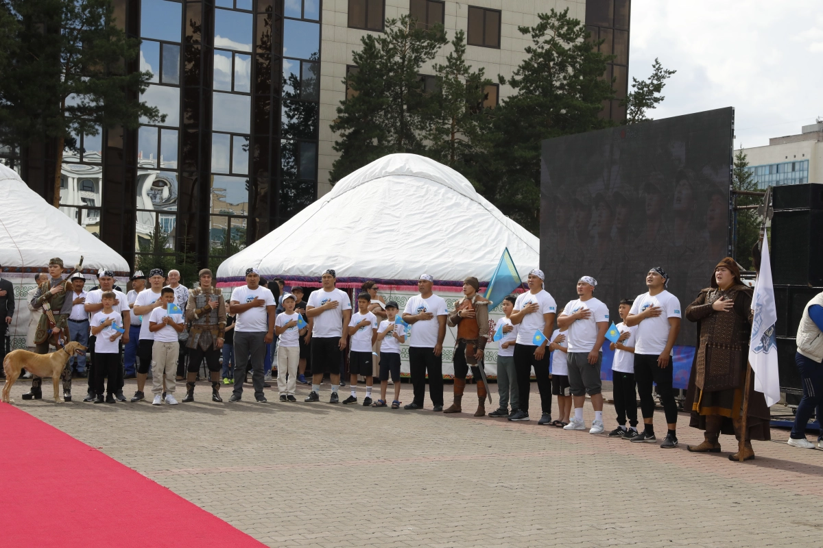 В столице прошел открытый городской турнир, состязание сильных «Толағай», посвященный 25-летию столицы - фото 17