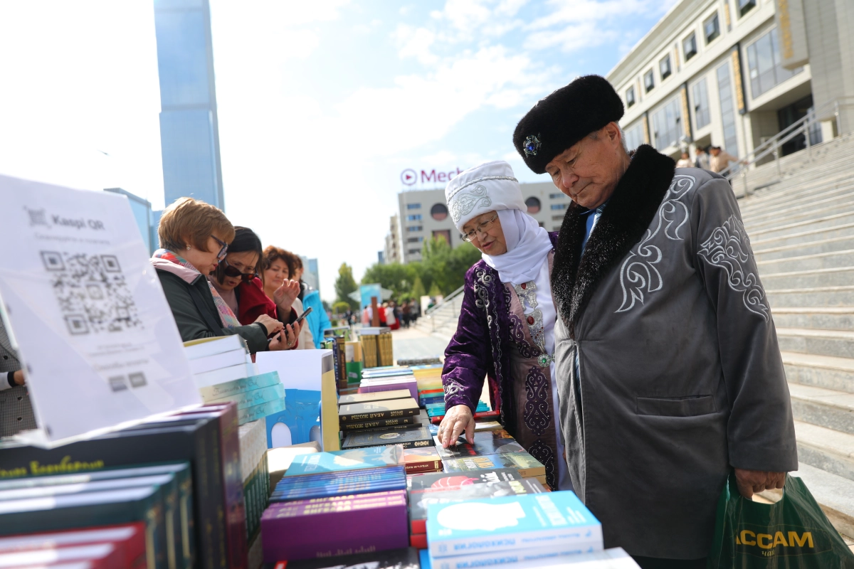 В столице проходит II общереспубликанский книжный фестиваль «KitapTime – 2023» - фото 15